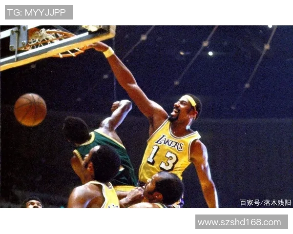 威尔特张伯伦如何通过篮球革新重塑比赛规则与运动风格的传奇故事