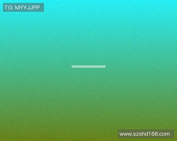 足球明星挑战时尚界穿女式鞋子展现独特魅力与风格